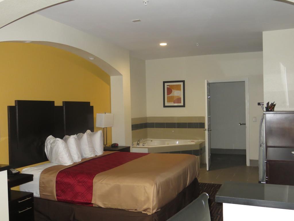 Econo Lodge Inn & Suites Houston Nw-Cy-Fair Jersey Village Exterior photo